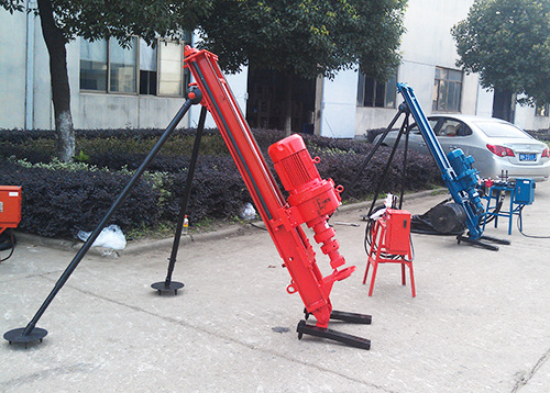 KQD145B 150B 155B 165B Portable Mini DTH Blast Hole Drilling Rig Diesel Borehole For Medium and Rock Drilling