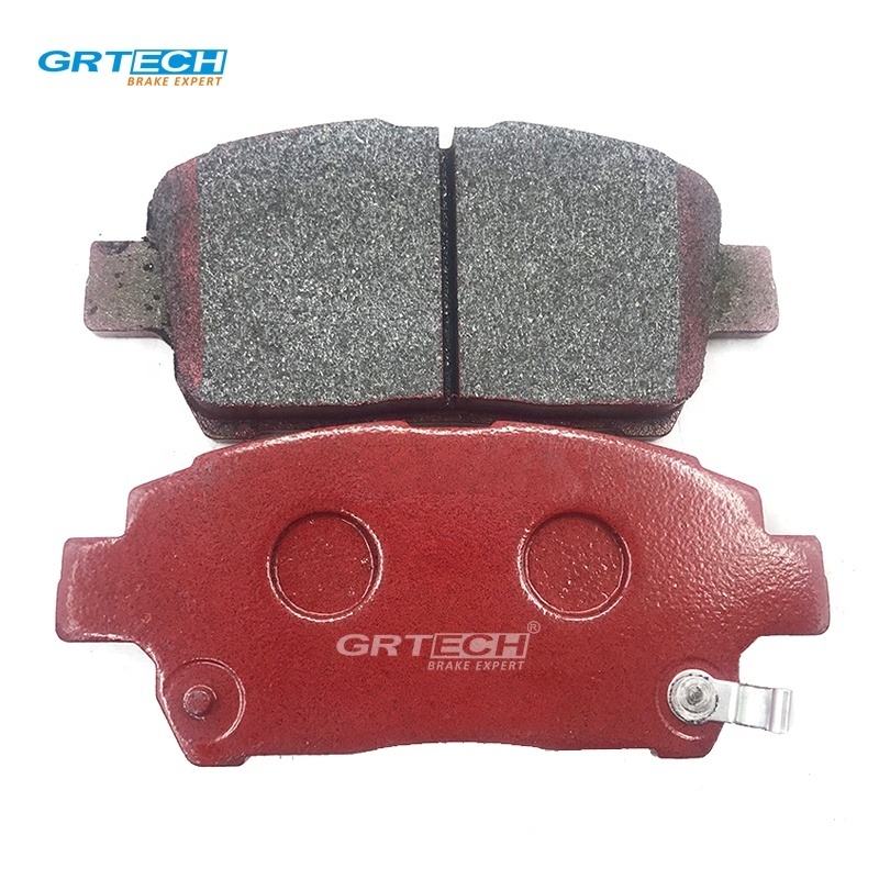 04465-12580 High quality auto parts car ceramic brake pads 04465-32210 for toyota