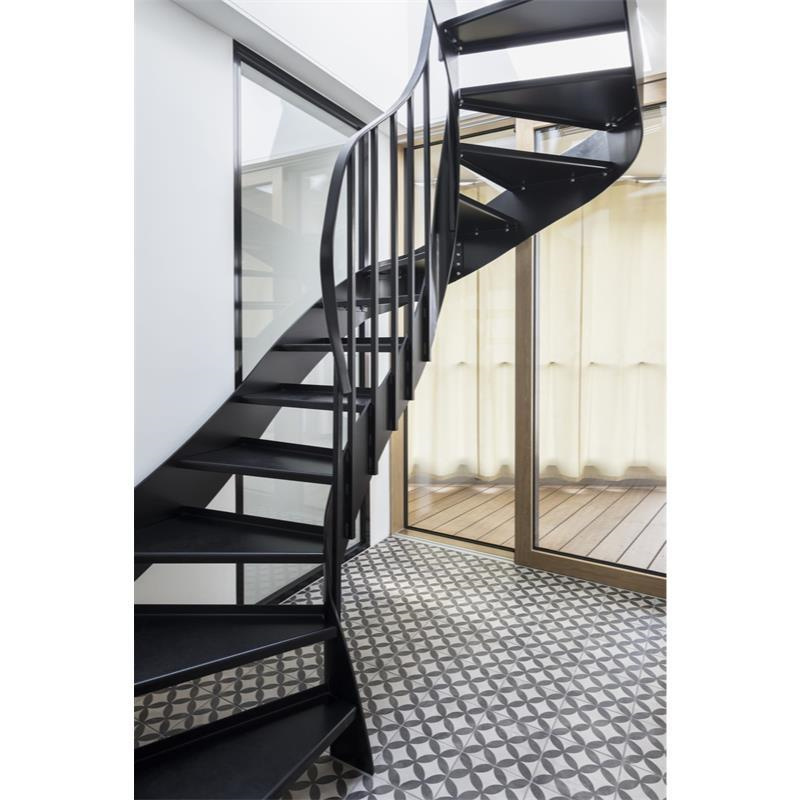 Outdoor Metal Fire Escape Staircase / Exterior Prefab Mild Steel Stairs / Prefabricated Wrought Iron Stair Handrail