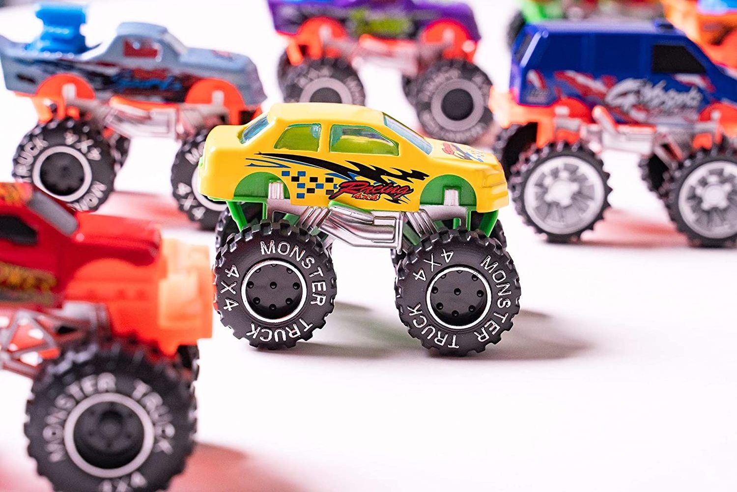 Wholesale 9pcs Colorful Monster Car Die Cast Off Road Friction Car Big Wheels Truck Toy