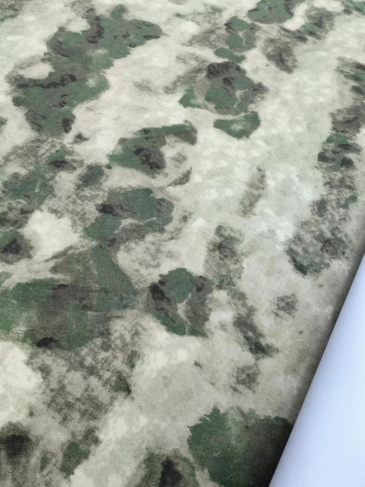 Wholesale Custom Camouflage Printed Waterproof Pu Coating Polyester Nylon 500D 600D 1000D Cordura Atacs Fg Fabric