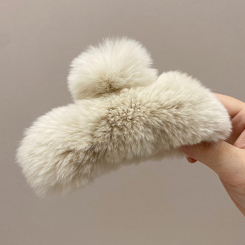 Wholesale Winter Colorful Soft Fur Jaw Clip Hair Accessories Women Rabbit Fur Fluffy Plush Hair Claw Winter Large Hair Claw