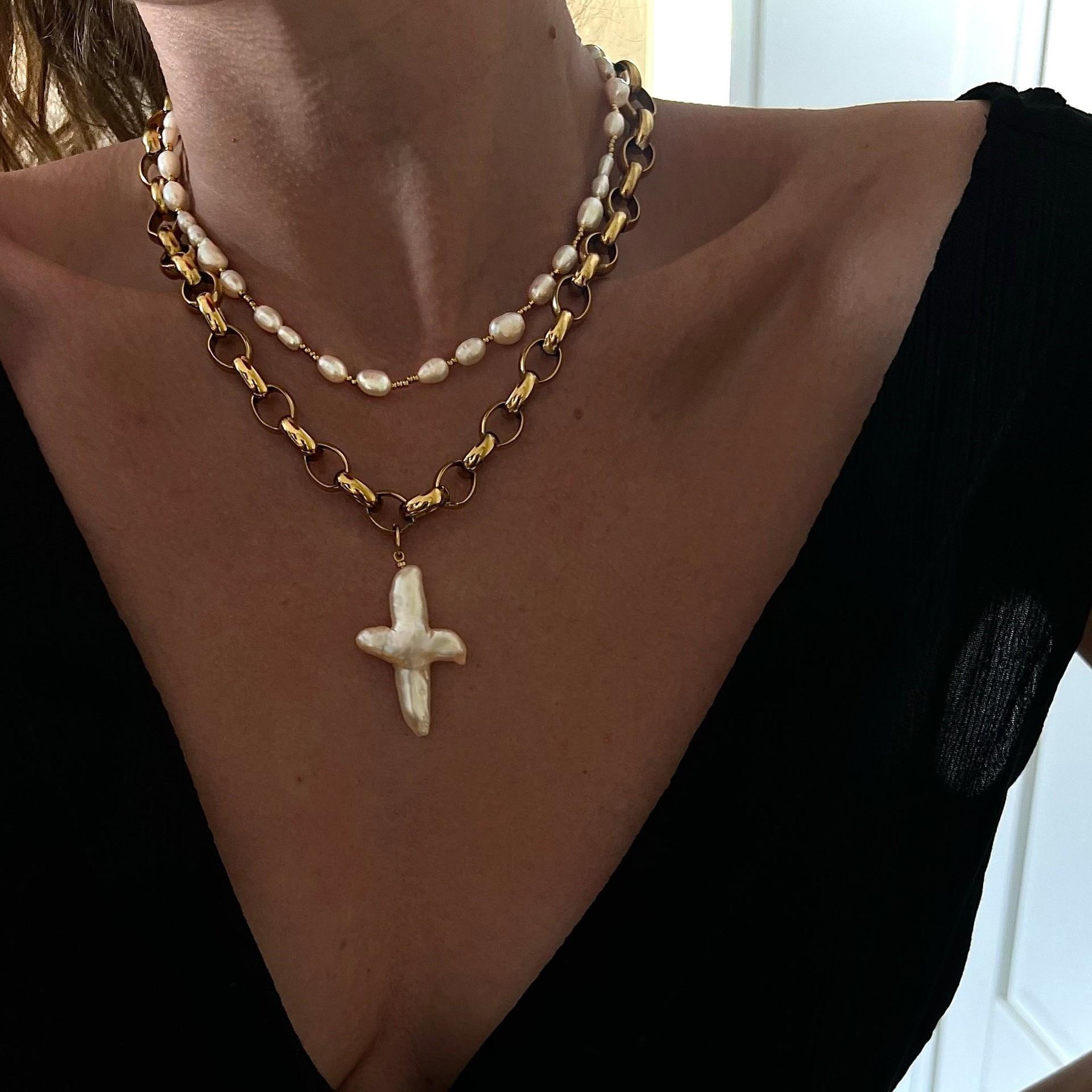 Hot Sale Vintage Religious Pearl Cross Necklace Stainless Steel 18K Gold Plated Irregular Baroque Peal Bead Necklace For Women