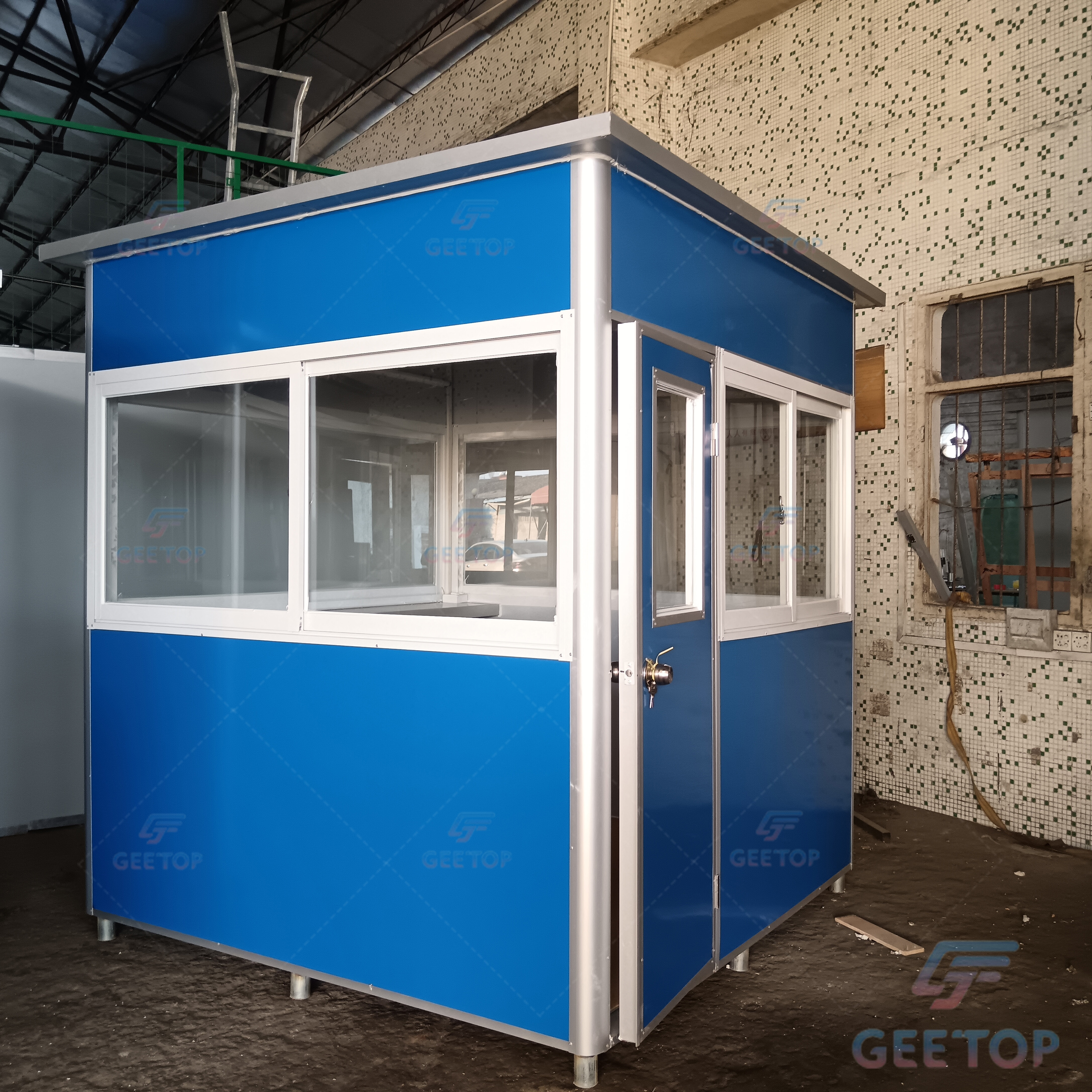 Prefabricated Portable Small Size Mini Box Shopping Security Booth Movable Security Surveillance Kiosk