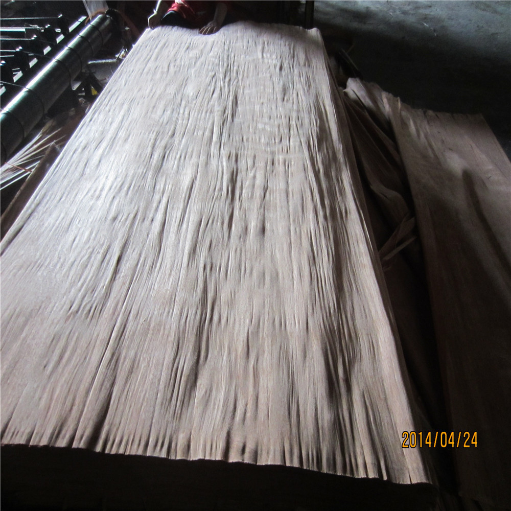 Professional Manufacturer of 0.3mm Natural Veneer Gurjan Face Veneer