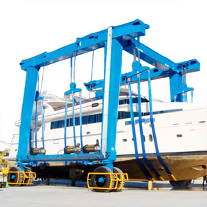 300ton Boat Travel Lift Yacht Crane Floating Boat Lifting 500 Ton for Shipyard Using