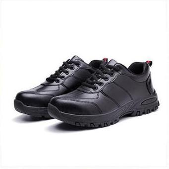 Black stylish work shoes Oil water resistant safety shoe Steel toe work shoes antismashing and waterproof safety boots