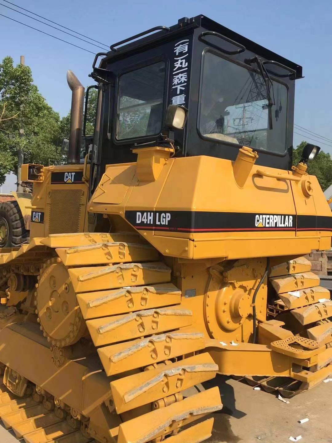 100%Japan Cat D4H dozer used Caterpillar D4H bulldozer for Sale Japan CAT UNIQUE Cylinder Long Engine Pump Technical Parts