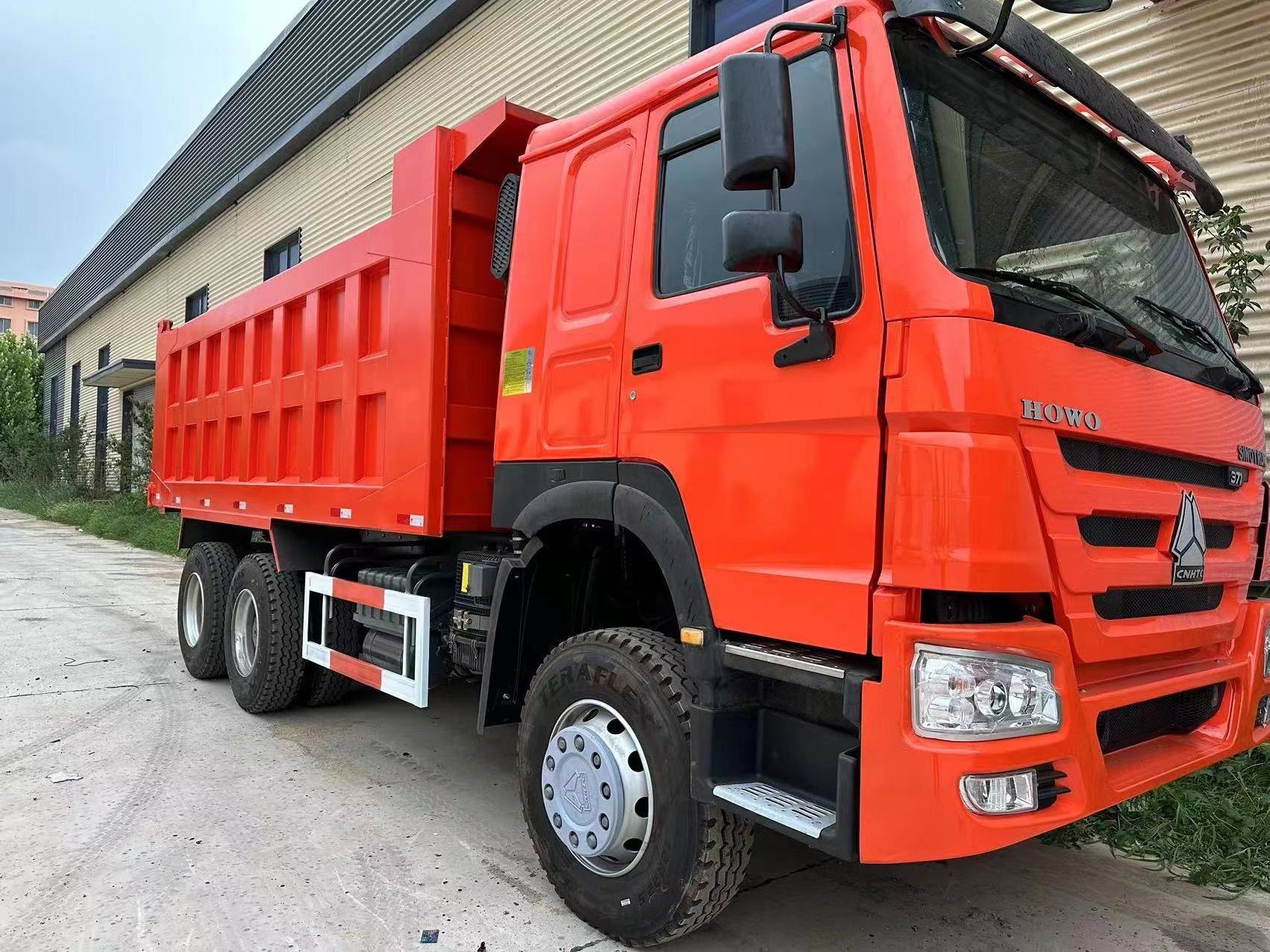 New arrival Used Howo dump truck 8x4 12 tires used Sinotruk Howo dump truck for sale