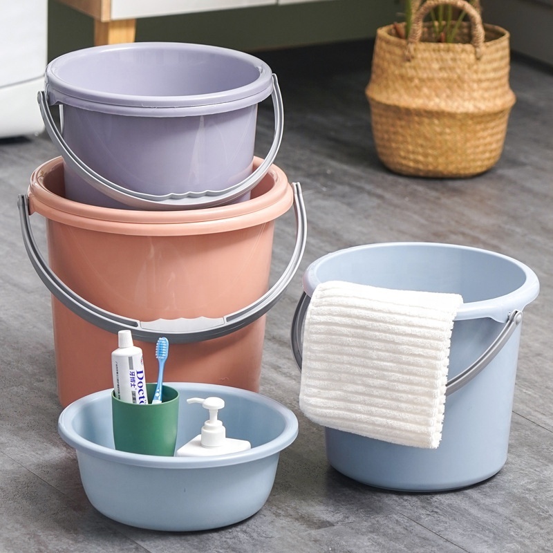 Household thickened laundry bucket portable plastic bucket Student dormitory bath tub foot bath tub large water storage bucket