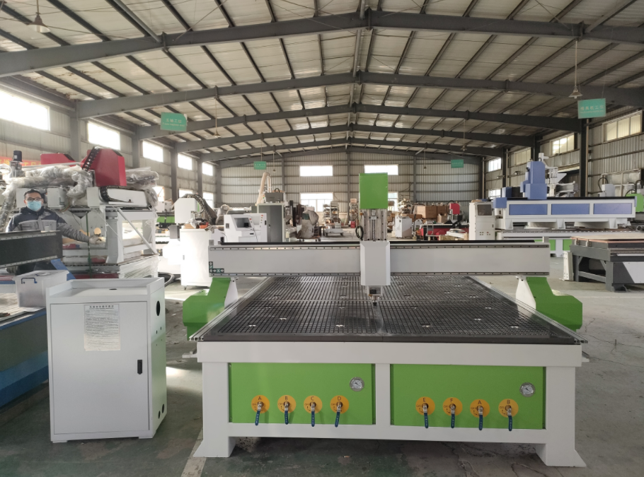 High quality GUANDIAO 2040 2000x4000mm Cnc Router 3d wood carving machine cmc router for sale engraver machine