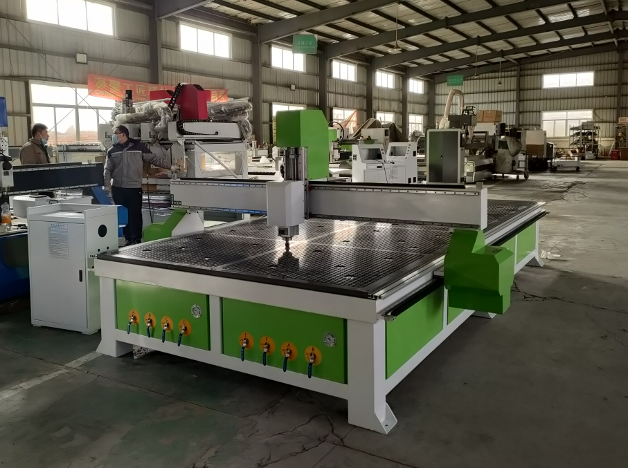 High quality GUANDIAO 2040 2000x4000mm Cnc Router 3d wood carving machine cmc router for sale engraver machine