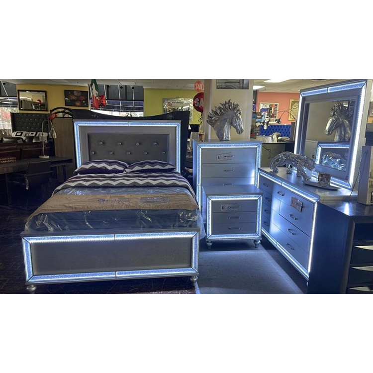 New style modern luxury diamond headboard bedroom custom furniture  bedroom set  King Size Silver Frame Bedroom Mirrored Bed