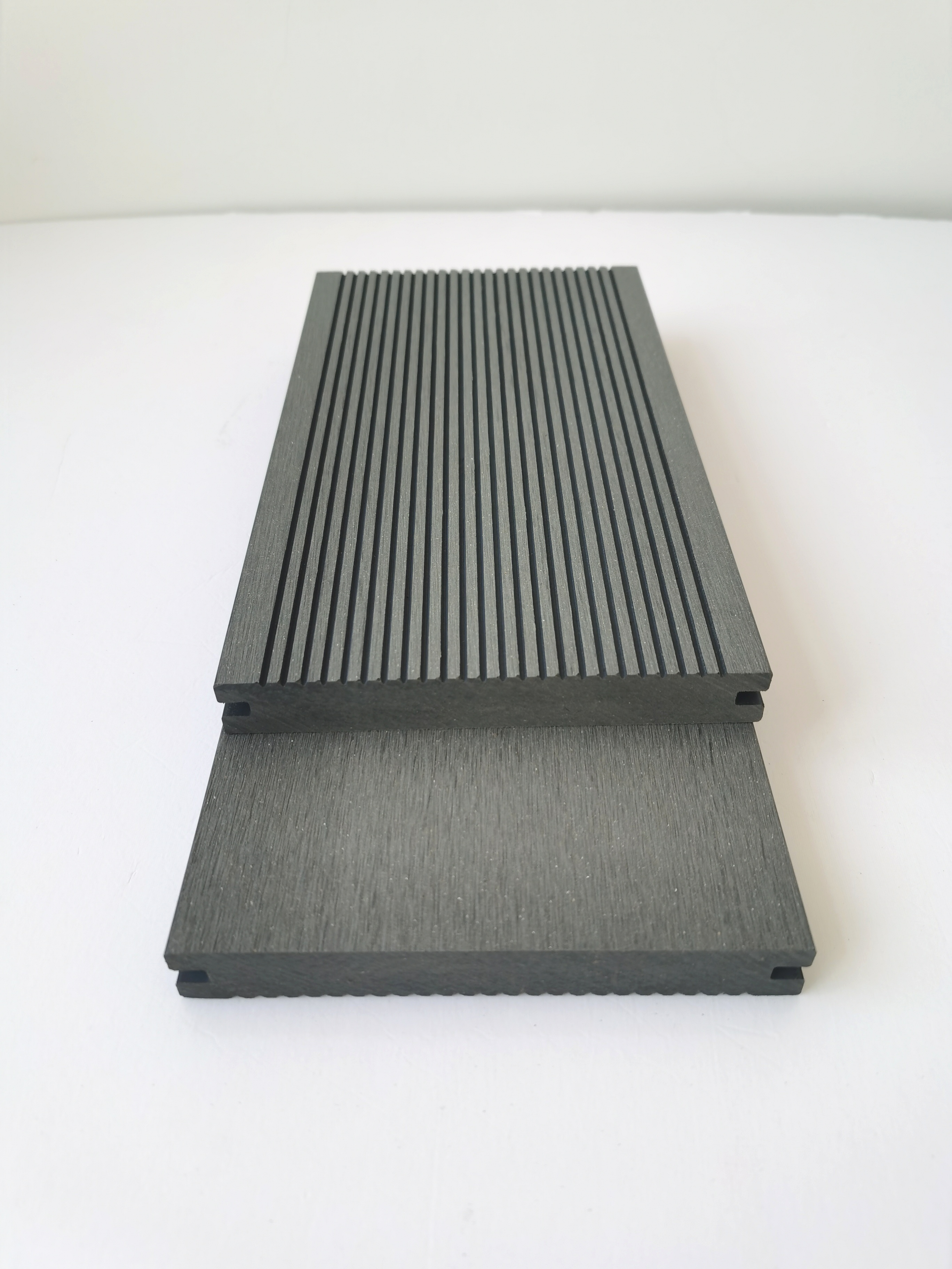 140*20 Solid WPC  flooring  cheap wood plastic composite decking panel outdoor anti-fading anti-rot wpc decking