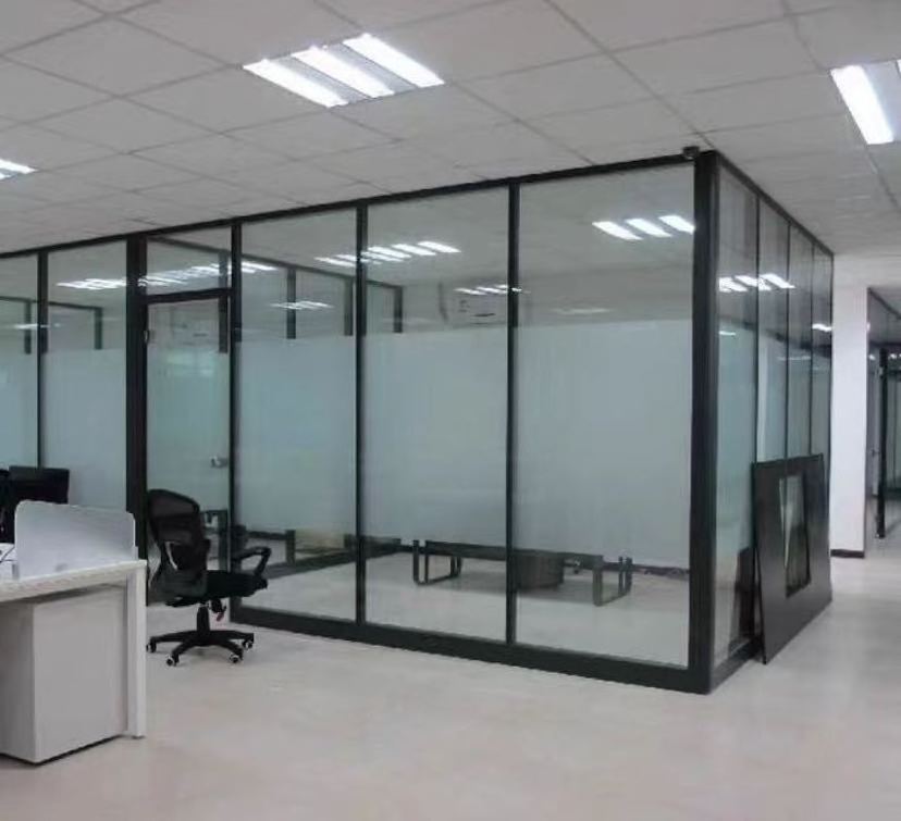 Movable Office Furniture Soundproof Tempered Glass Partition for Office and Hospitals Wooden Wall with Excellent Acoustics