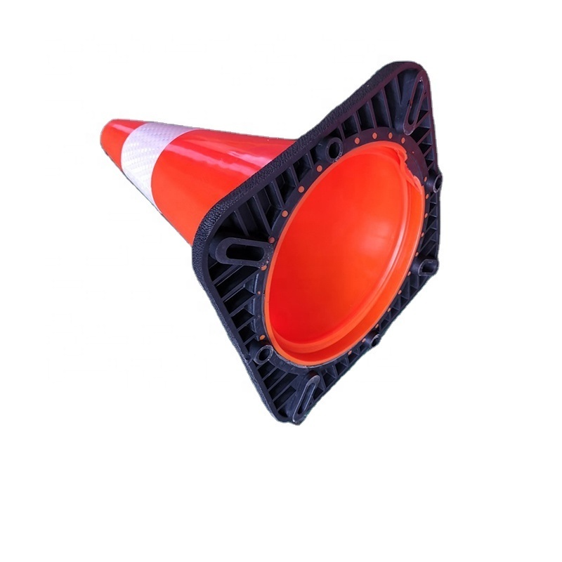 Custom Made 700 mm Reflective Road Safety PVC Traffic Cone Red Body Black Rubber Base Safety Used Traffic Cone