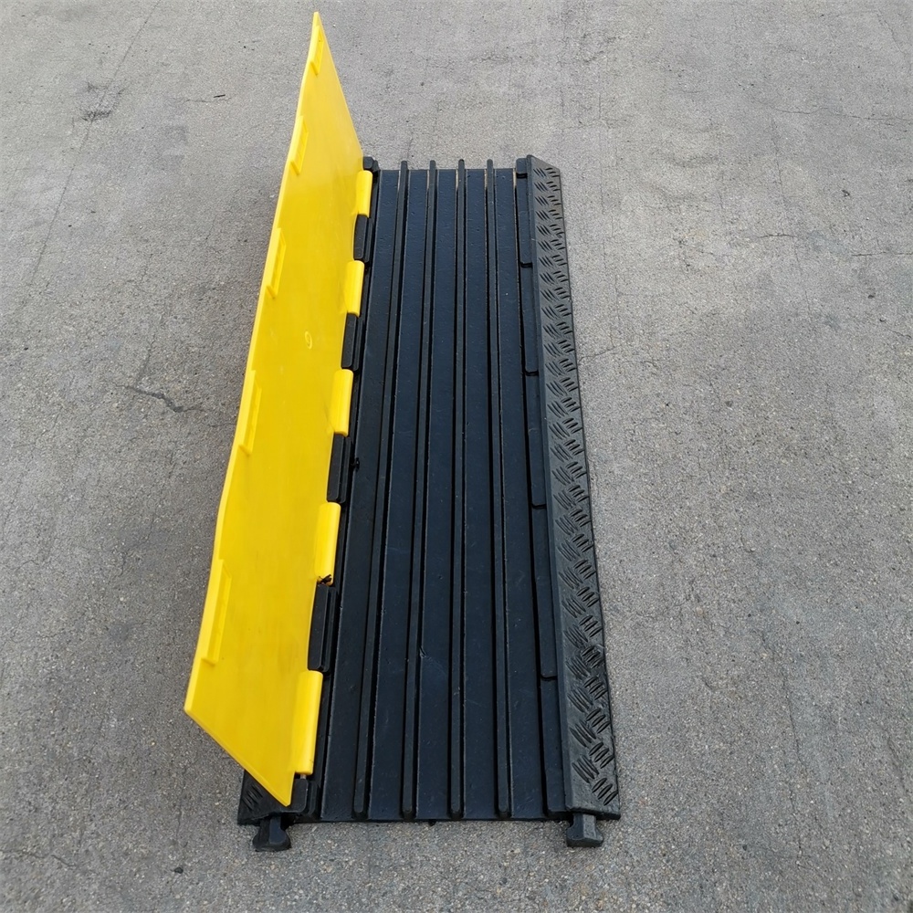 5-Channel Rubber Speed Bump Driveway Cable Protector Ramp for Vehicle Safety