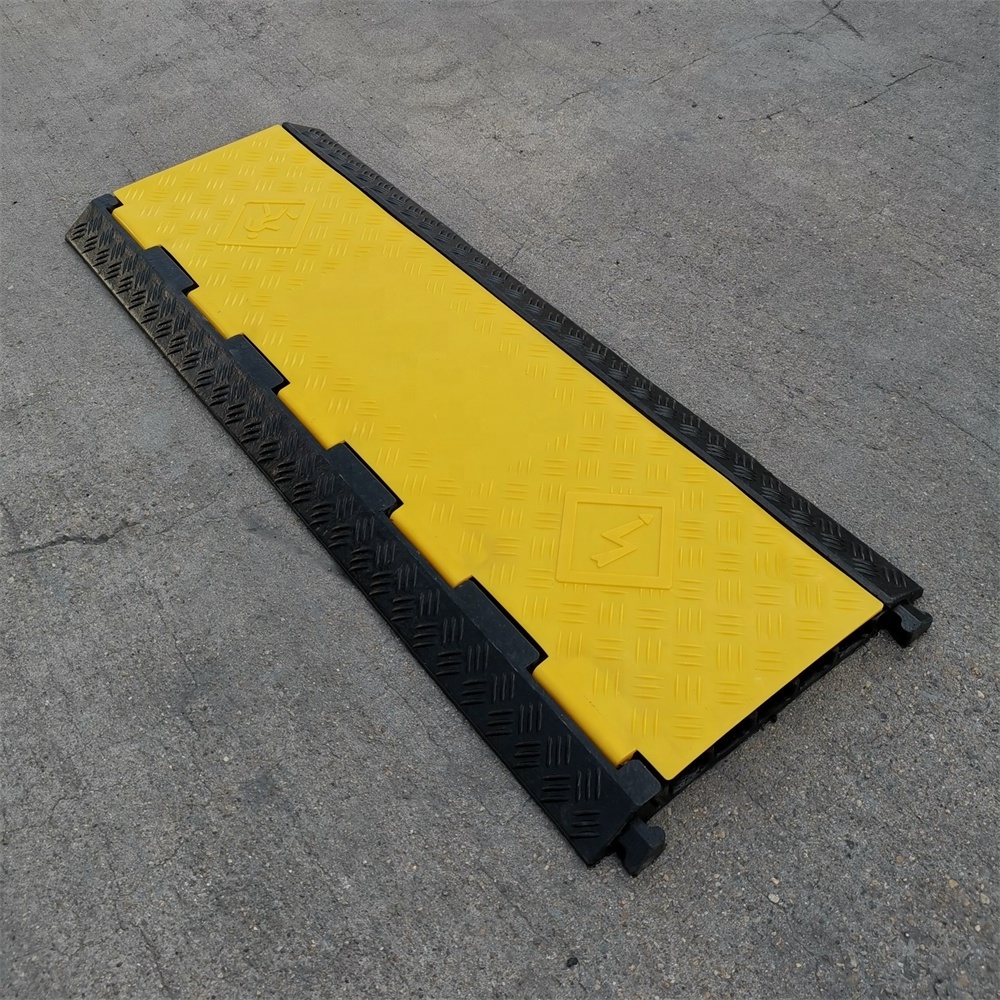 5-Channel Rubber Speed Bump Driveway Cable Protector Ramp for Vehicle Safety