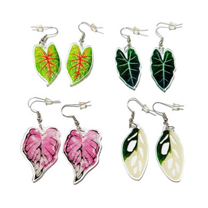 Trendy Green Pink Botanical Caladium Leaves UV Printing Acrylic Dangle Charm Earrings For Women Cute Plant Leaf Fashion Jewelry