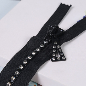 Wholesale environment friendly close end rhinestone gem stone zipper