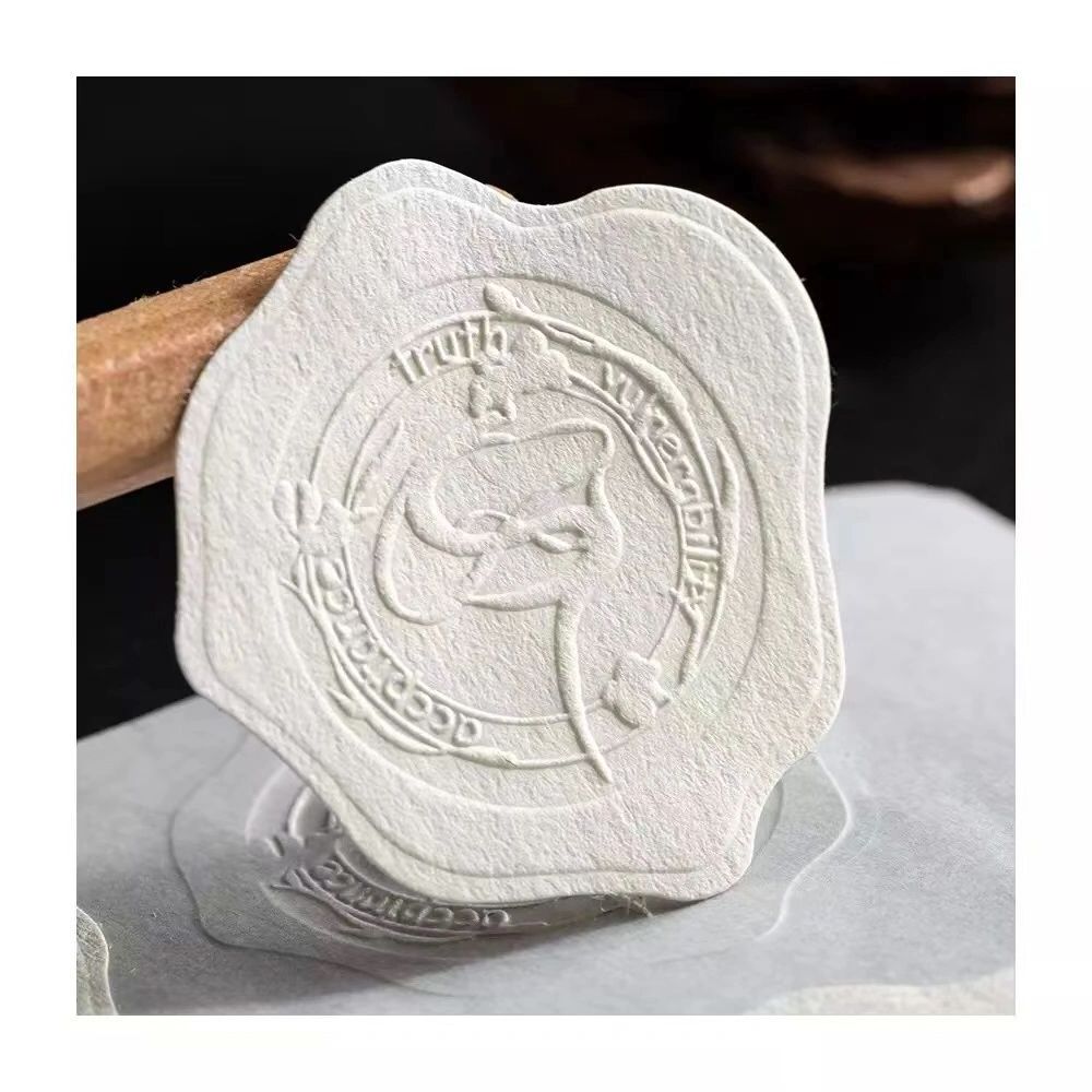 New trend Customized white embossed sticker matte  black embossed sticker labels  for  candle perfume