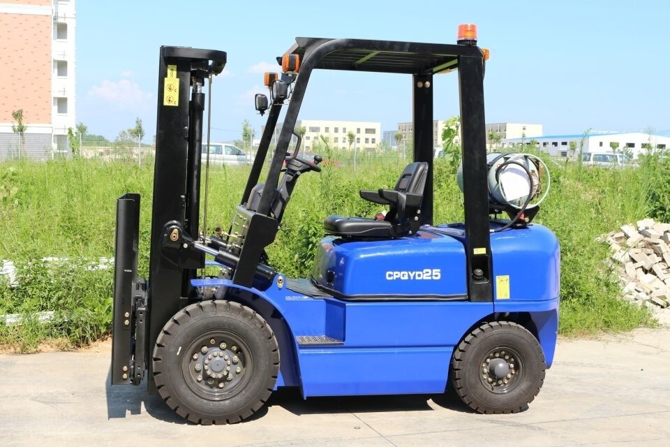 Factory Direct Sale china 2.5T mini electric diesel forklifts rough terrain forklift part and battery