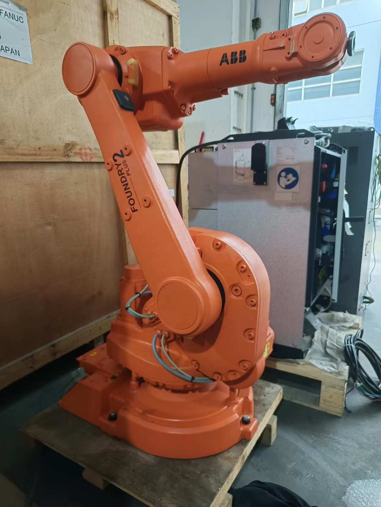 spray painting robot arm 6 axis 6 axis robot arm industrial ABB IRB1600 with robot arm controller IRC5 single cabinet