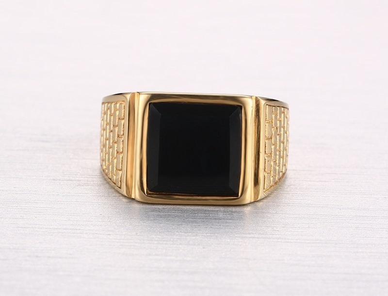 High Polished Black Agate Stone Inlay 24K Gold Plated Stainless Steel Rings for Men Fashion Jewelry