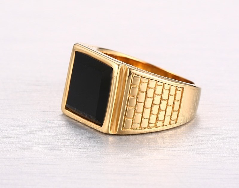 High Polished Black Agate Stone Inlay 24K Gold Plated Stainless Steel Rings for Men Fashion Jewelry