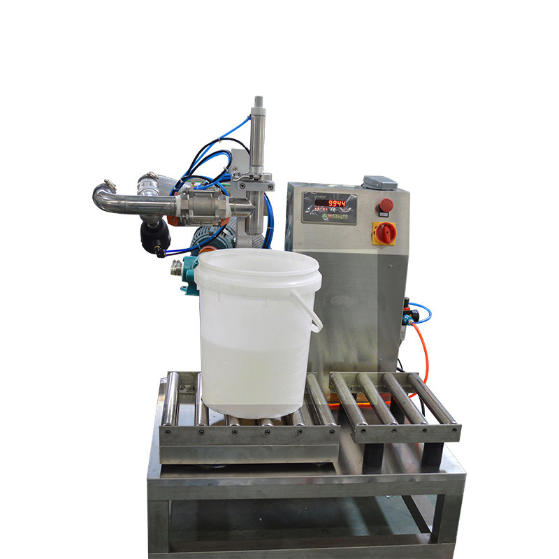 Drum Barrel Pail Gallon Bottle Filling Machine Manual Type 5-50L Small Juice Filling Machine Plastics Machine 1 or 2 5 Liter