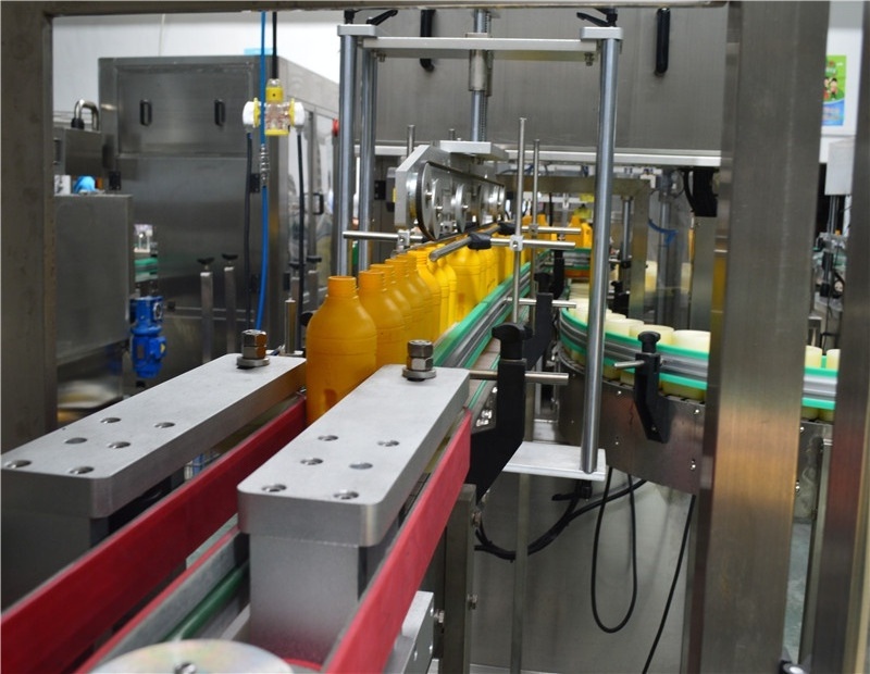 Automatic 5L Edible Oil Filler Capping  Labeling Machine Packaging Line Edible Oil Filling Machine