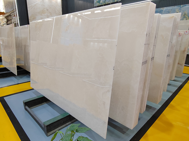 Luxury Polished Translucent Backlit Marble Snow White Onyx Slab for Background Wall Countertop