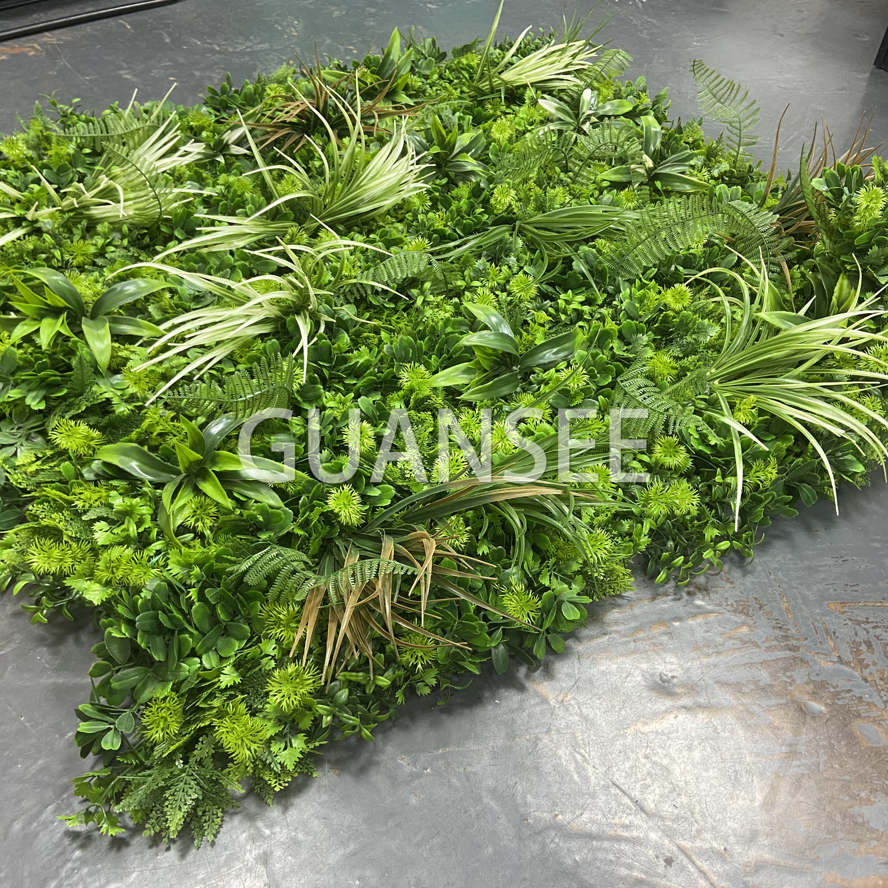 Faux Laurel Hedge Mat UV Greenery Leaves Fence Privacy Panels Screen Artificial Grass Wall for Wall Decor