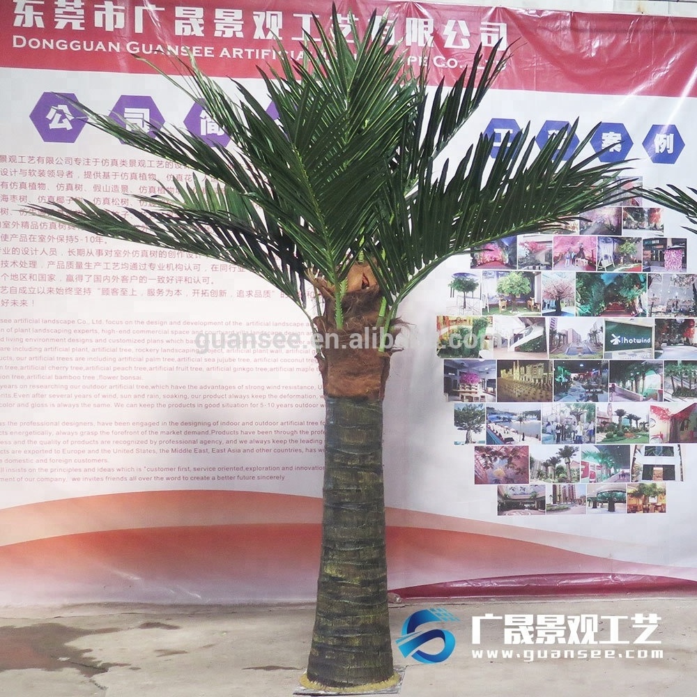 High quality outdoor decoration large artificial plastic palm tree