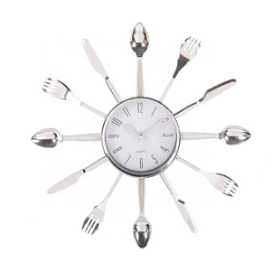 Kitchen Decorative Wall Clock Plastic Chrome Spoon and Fork for Dining Room