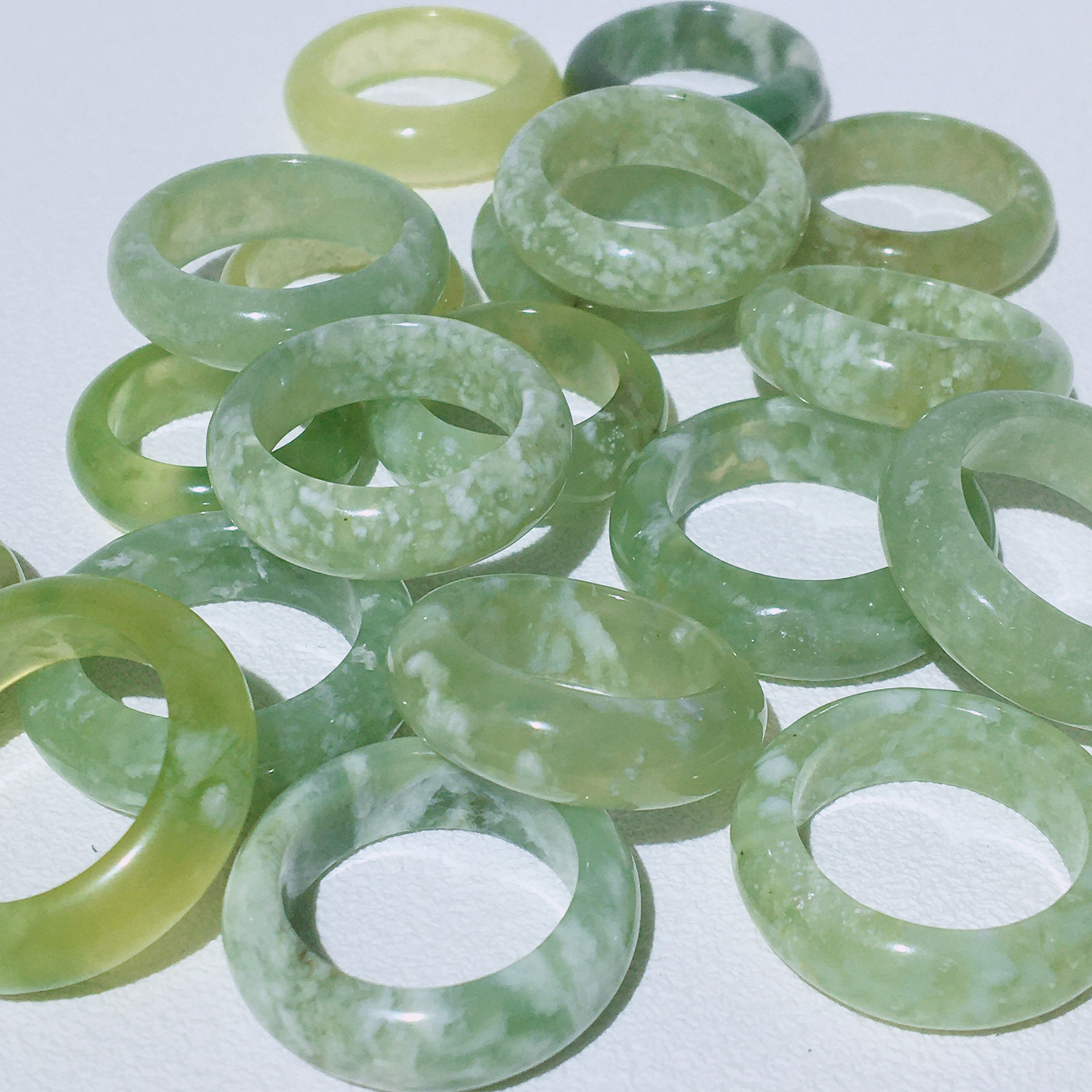 Nature Xiuyan Jade Green Jade Ring Natural 16-19mm Inner Diameter  Crystal Ring Gemstone Stone Rings