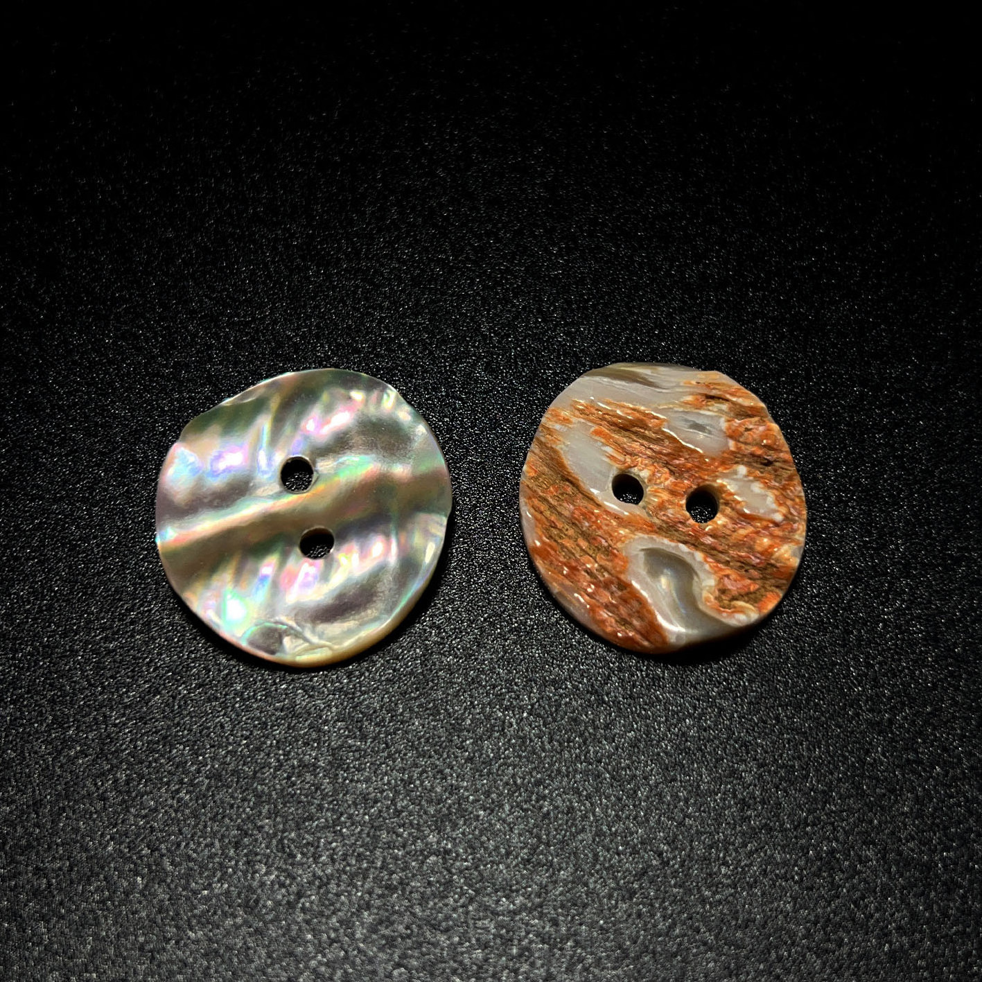 Wholesale High-End Natural Shell 2-Hole Button Customization for Buttons Category