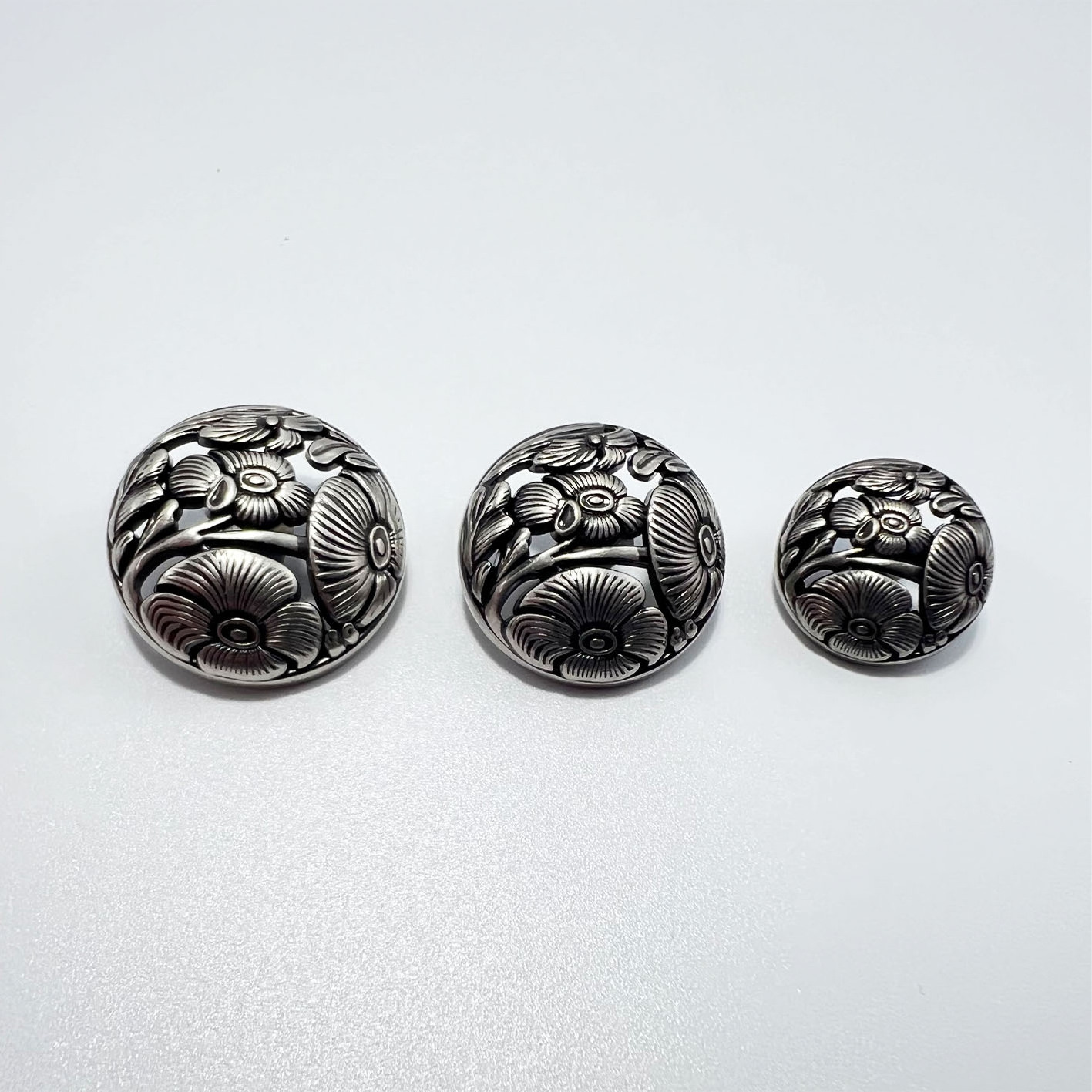 Wholesale High-End Women's Buttons Custom Metal Cutout Pattern Decorative Buttons