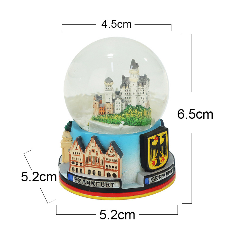 Home Decoration Glass Water Globe Custom Resin 3D Crastle Snow Globe