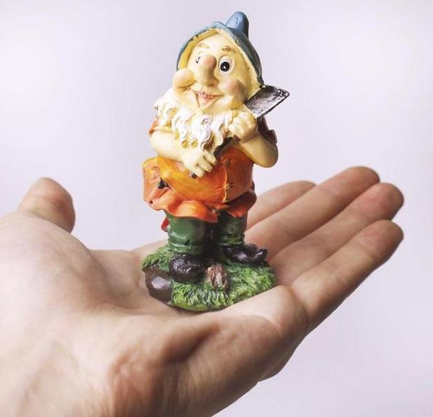 Custom Resin Christmas Miniature Gnome Fairy Garden Decoration