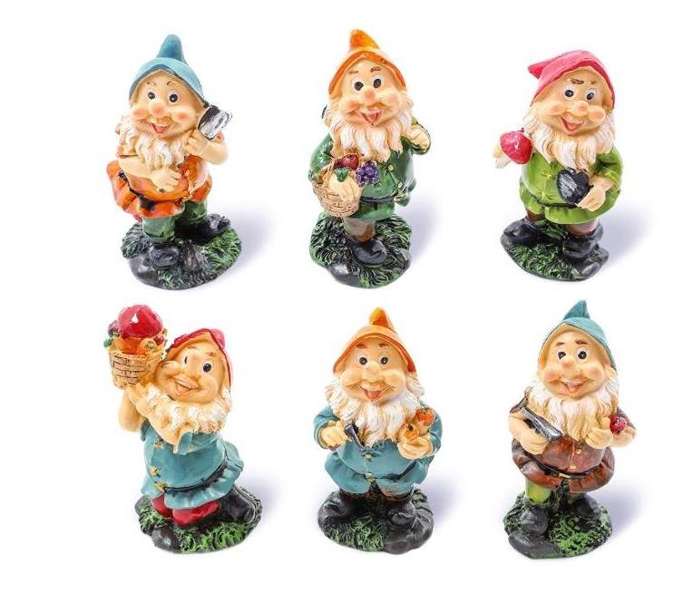 Custom Resin Christmas Miniature Gnome Fairy Garden Decoration