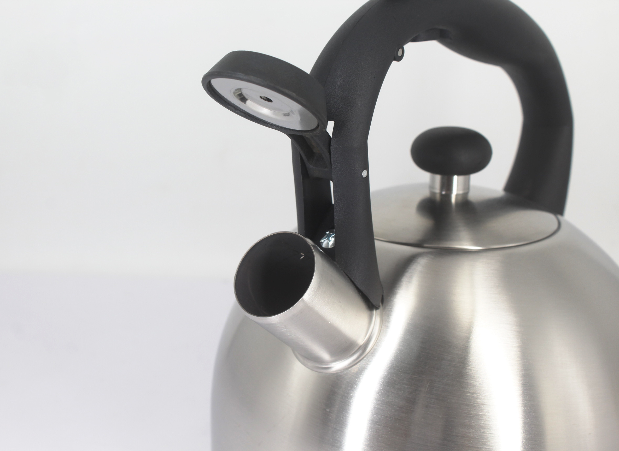 Stovetop whistling kettle 2.5L Stainless steel cheap whistling tea kettle