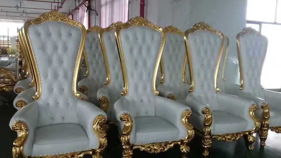 2023  new design Royal gold wooden frame white king throne chair for wedding king chair