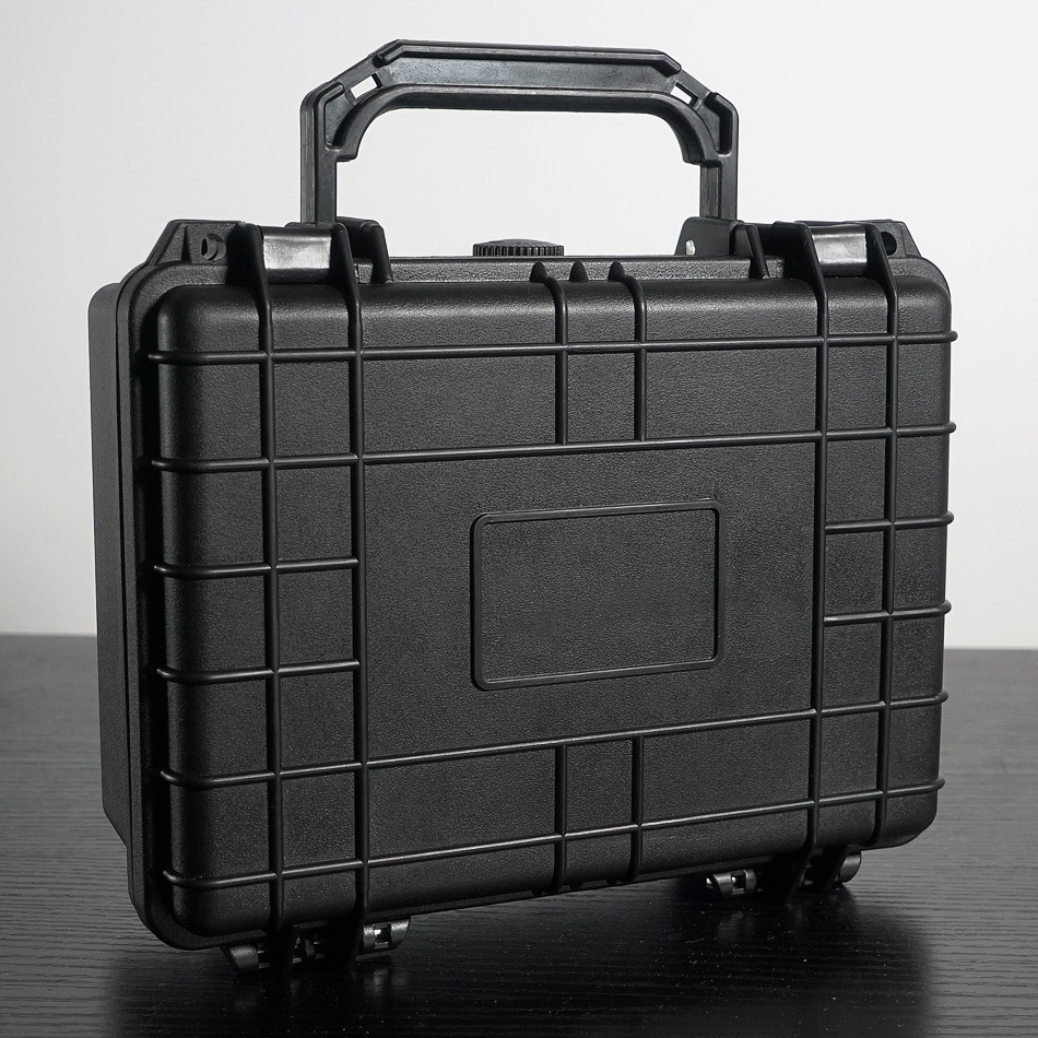 Pelican 1150 plastic hard equipment carry protective case