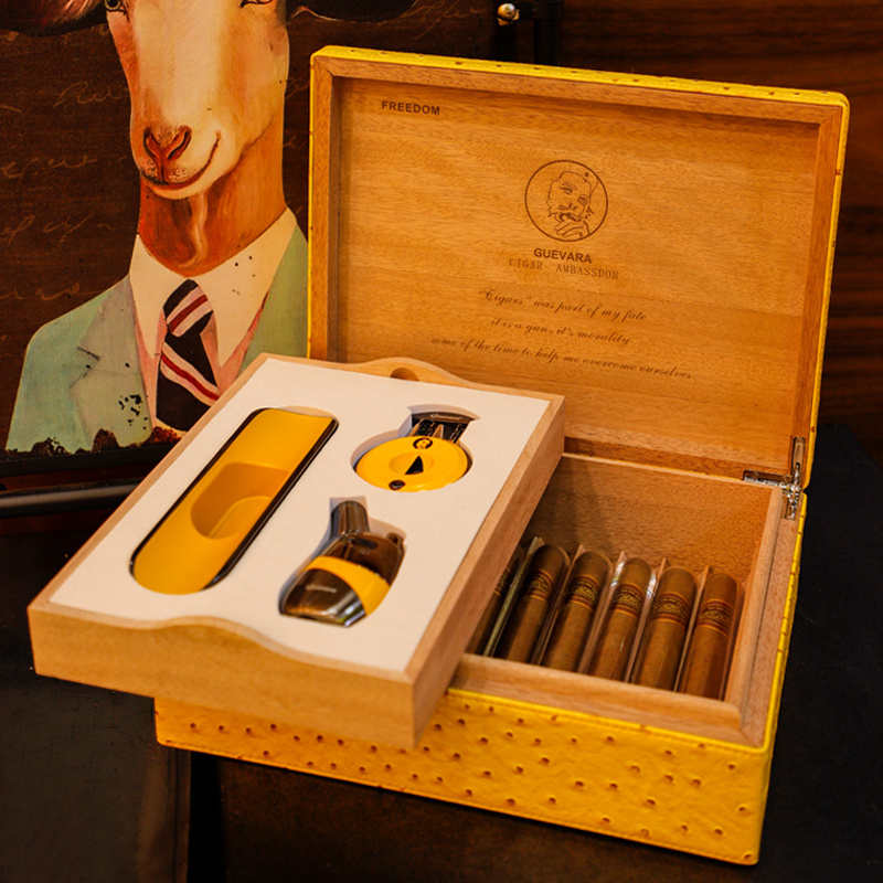 Guevara genuine leather cigar wooden case include cigar accessories gift sets