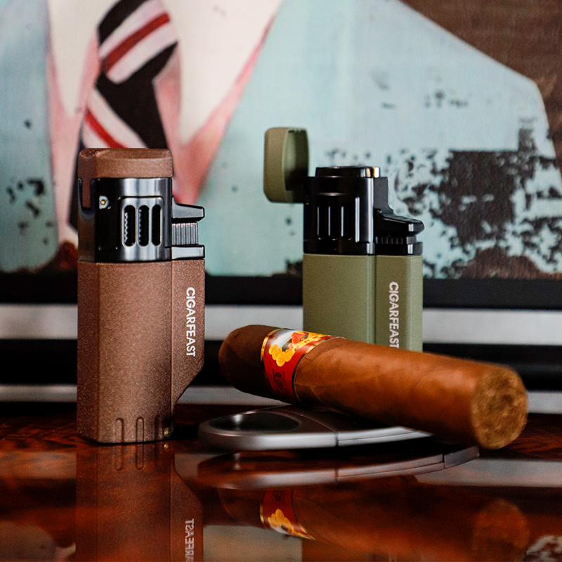 Guevara luxury 4 Jet Flame Zinc Alloy lighter travel portable torch lighter