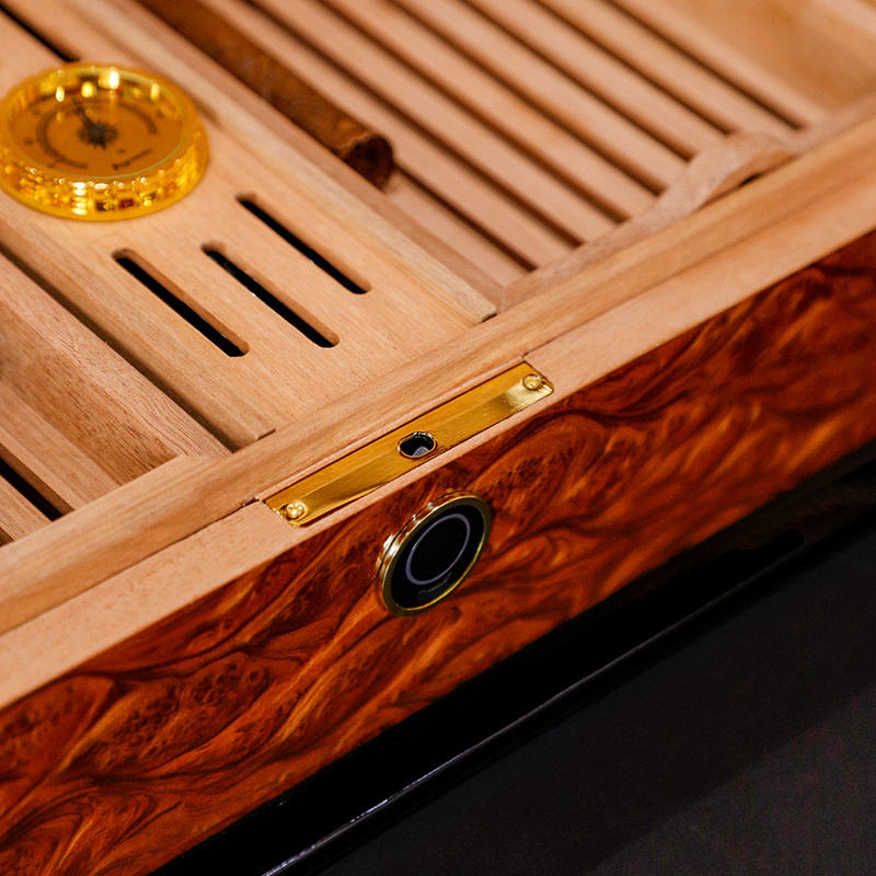 Luxury fingerprint lock Cigar Box with Humidifier and Hygrometer Cedar Wood Desktop Humidor Case