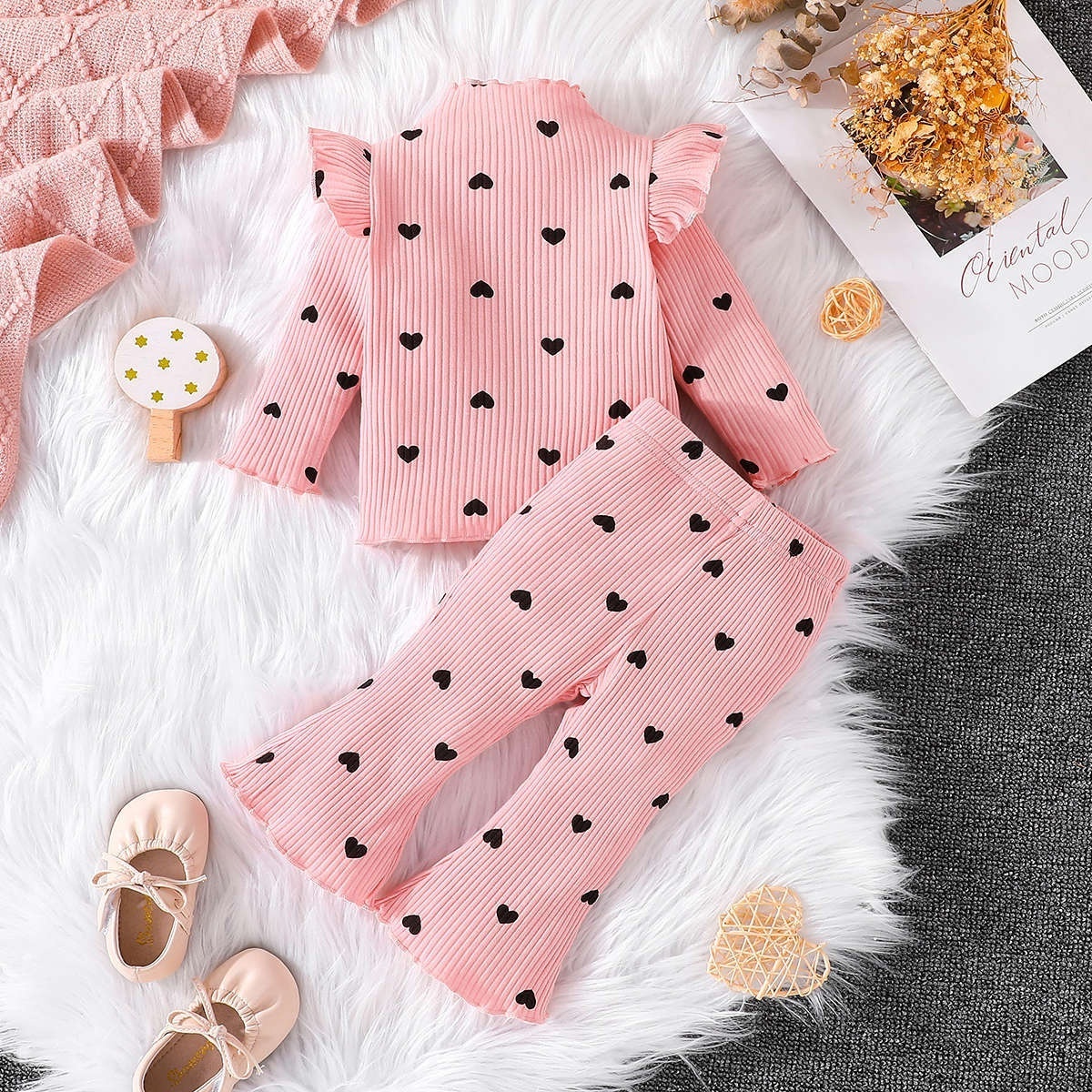 Spring casual baby pit striped long sleeve top love pattern bell bottoms 2 pieces new bron baby clothes sets