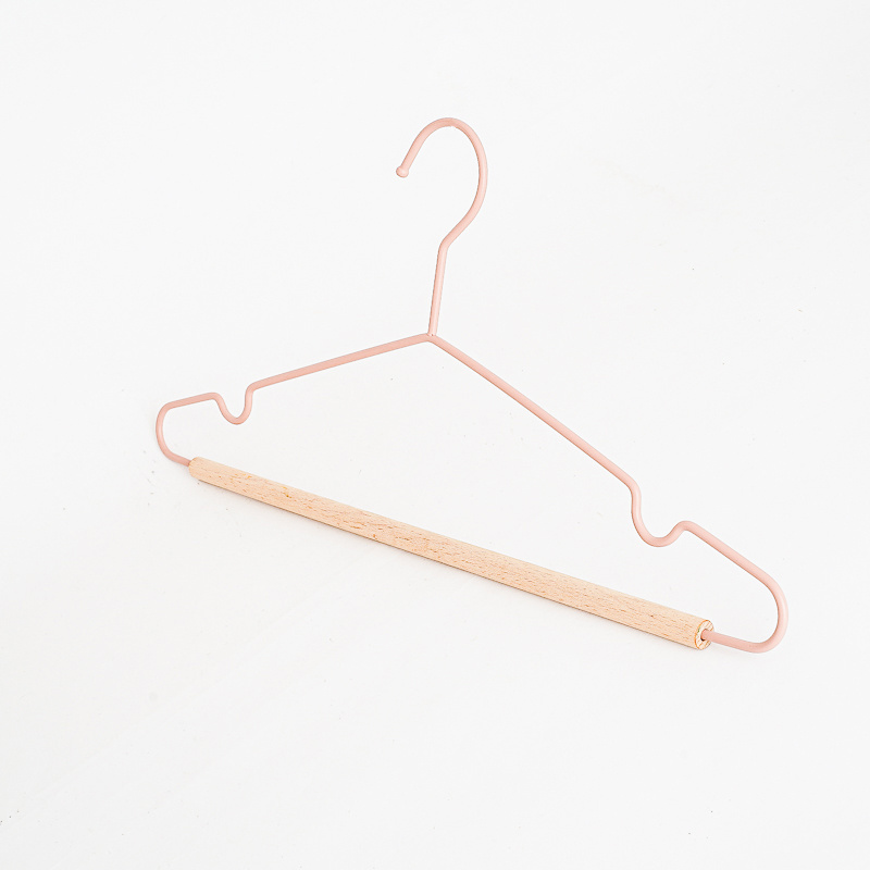 Wholesale PVC Coated Metal Wire Hanger Non slip Metal Clothes Hanger With Wood Bar