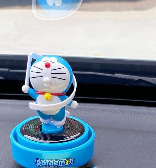 Car Perfume Solar robotic cat Car dashboard air Freshener Custom Creative Rotating Design Car Aromatherapy